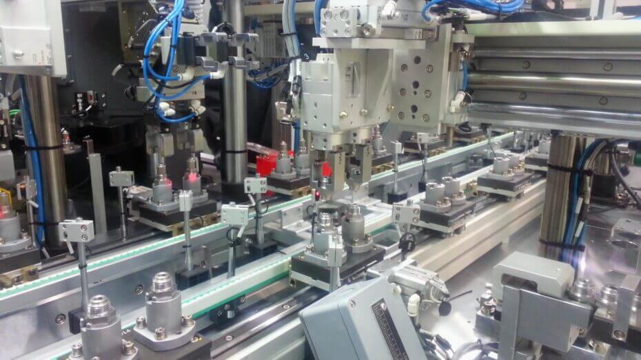 HepcoMotion - Assembly of Automotive Temperature Sensors