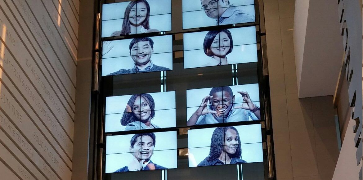 HepcoMotion - Samsung Innovation Moveable Screen Application