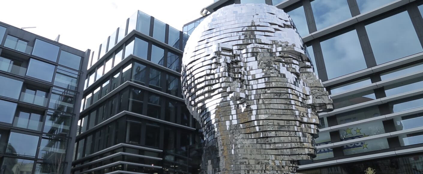 HepcoMotion - Deimos Rotating Art Installation