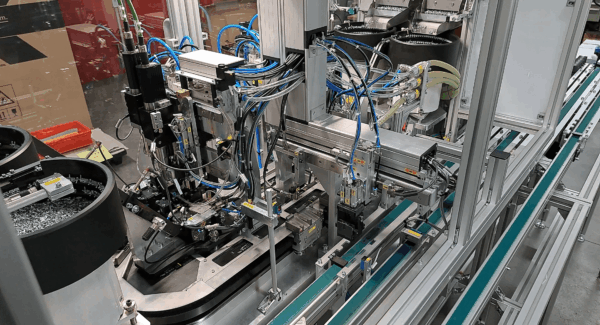 HepcoMotion - Electric Control Switch Production Application | GFX Guidance System for Beckhoff XTS